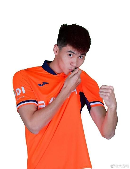 今夜在女生宿舍与你相遇