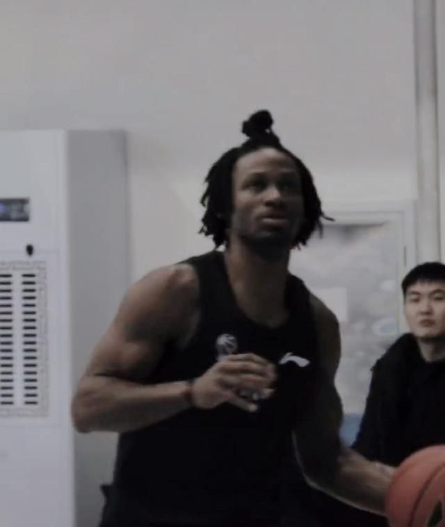 水蜜桃视频爱如潮水带你飞