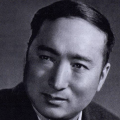 撅屁股